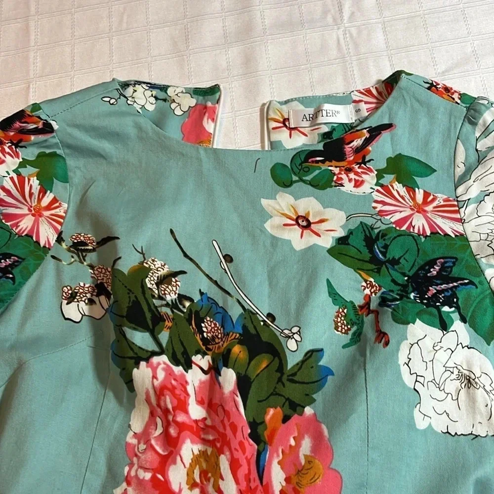 Artter Blue Floral Dress 2/4 Length Sleeves Tie at the Waist Women’s Small